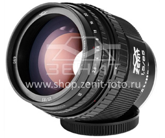 Zenit-Helios-40-2H-85mm-f_1.5-lens-550x463.