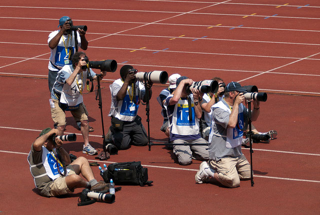 Tại sao nhiều ống kính Canon có màu trắng ? | Tạp chí ...